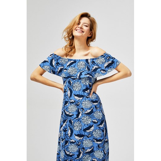 Sukienka midi z krótkim rękawem casual z odkrytymi ramionami w abstrakcyjnym wzorze 