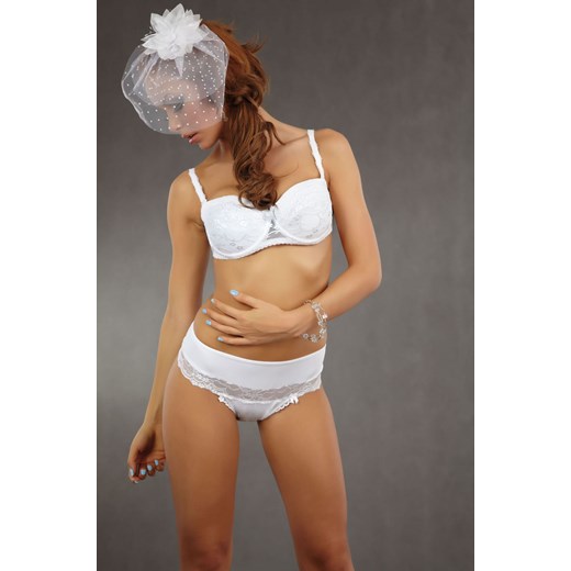 stringi "BRIGITTE"