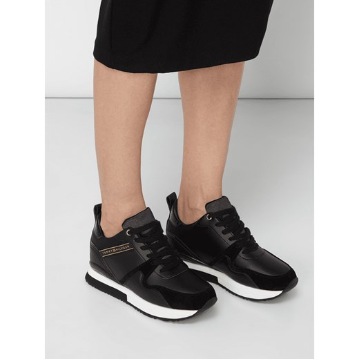 Buty sportowe damskie Tommy Hilfiger sneakersy młodzieżowe płaskie sznurowane bez wzorów welurowe 