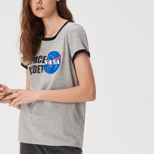 Sinsay - T-shirt z nadrukiem NASA - Jasny szar Sinsay  S 