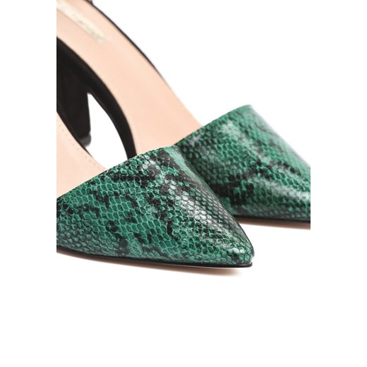 Czółenka Born2be z klamrą w zwierzęce wzory ze szpiczastym noskiem 