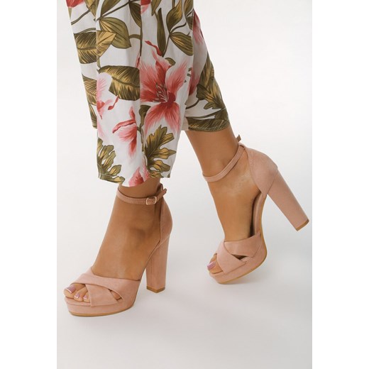 Różowe sandały damskie Born2be eleganckie na słupku na wysokim obcasie z klamrą bez wzorów 