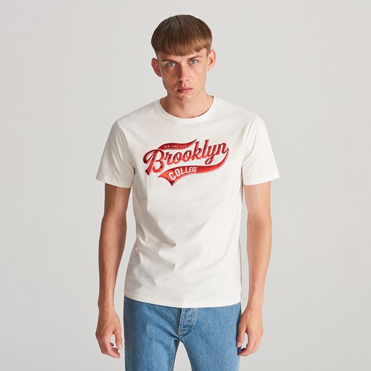 Reserved - T-shirt z błyszczącym nadrukiem - Kremowy  Reserved M 
