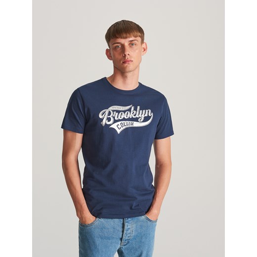 Reserved - T-shirt z błyszczącym nadrukiem - Granatowy Reserved  XL 