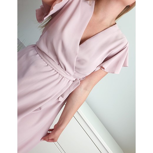 Długa sukienka z wiązaniem różowa   uniwersalny MON BOUTIQUE
