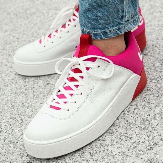 Buty sportowe damskie Levi's młodzieżowe na wiosnę białe na platformie 