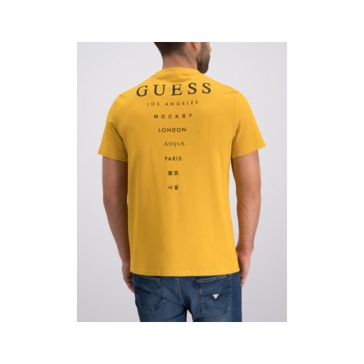 T-shirt męski żółty Guess casualowy z krótkim rękawem 