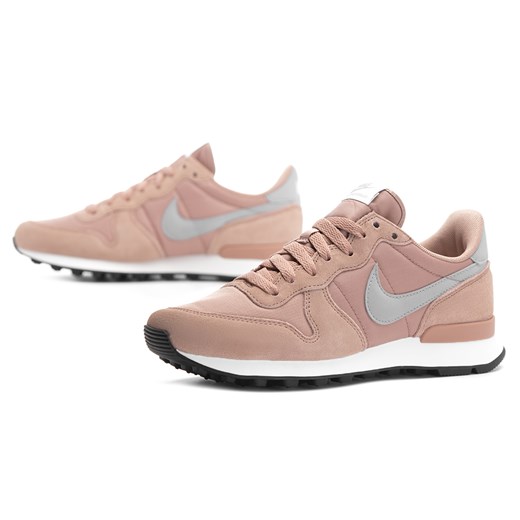 Buty sportowe damskie Nike do biegania różowe bez wzorów 
