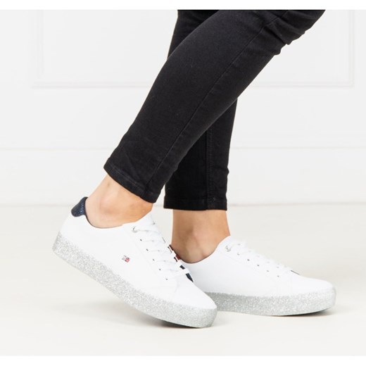 Sneakersy damskie Tommy Hilfiger na wiosnę skórzane sportowe wiązane na platformie 
