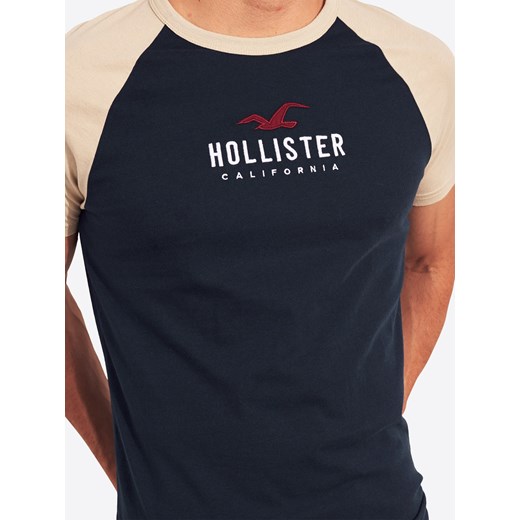 Koszulka sportowa Hollister z napisami 