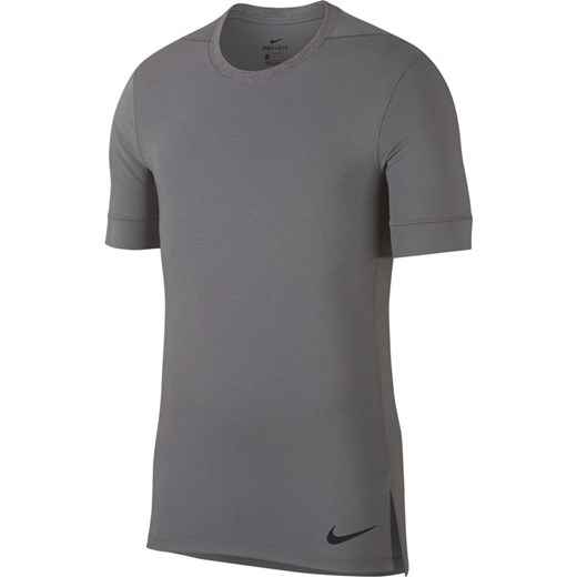Szara koszulka sportowa Nike 