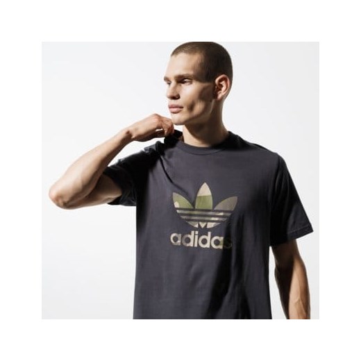 Adidas koszulka sportowa na wiosnę 