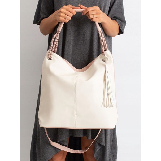 Shopper bag beżowa na ramię ze skóry ekologicznej z frędzlami 