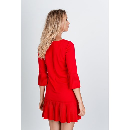 Czerwona sukienka z ozdobnymi pliskami  Zoio XL wyprzedaż zoio.pl 