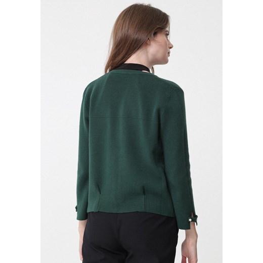 Zielony sweter damski Born2be z dekoltem w serek 