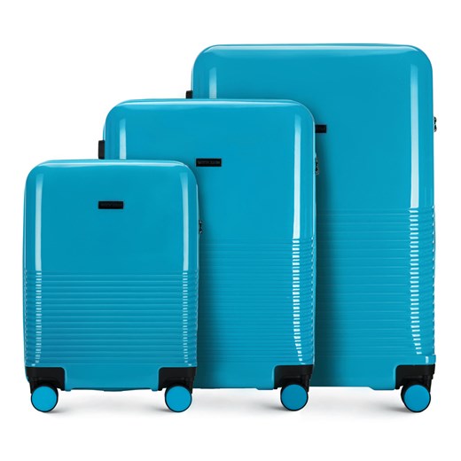 Niebieska walizka Wittchen 