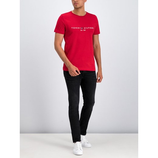 T-shirt męski Tommy Hilfiger z napisami czerwony z krótkim rękawem 