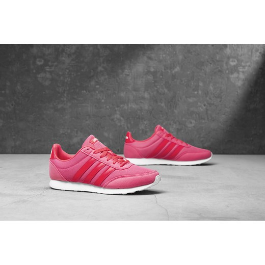 Buty sportowe damskie różowe Adidas dla biegaczy płaskie na wiosnę sznurowane 