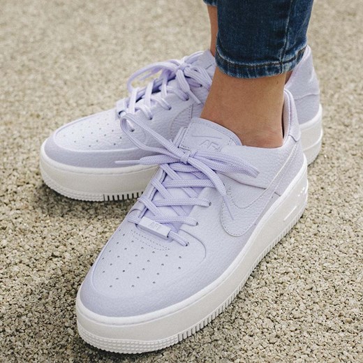 Buty sportowe damskie Nike do biegania air force na płaskiej podeszwie skórzane 