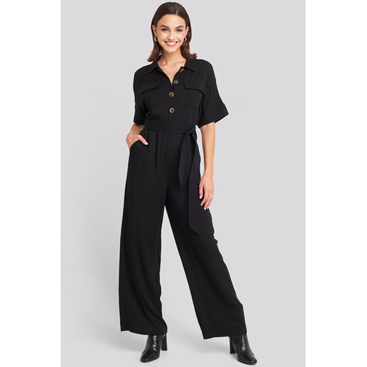 NA-KD Chest Pocket Buttoned Jumpsuit - Black  NA-KD 32 