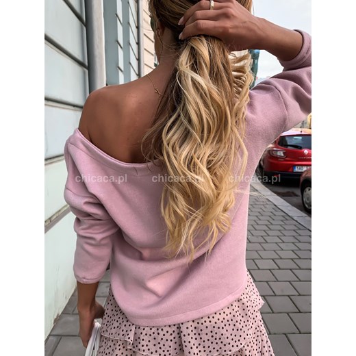 Sweter damski z wiskozy z dekoltem w łódkę 