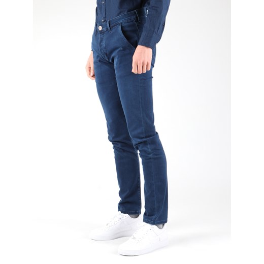 Niebieskie jeansy męskie Wrangler z elastanu 