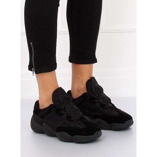 Buty sportowe damskie bez wzorów1 na wiosnę ze skóry ekologicznej na płaskiej podeszwie 