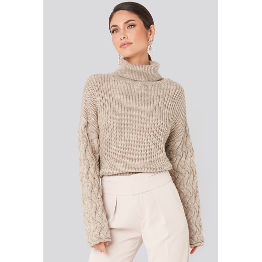 Sweter damski NA-KD Trend bez wzorów 