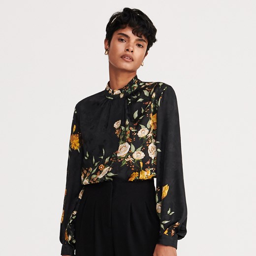 Bluzka damska Reserved z okrągłym dekoltem w kwiaty 