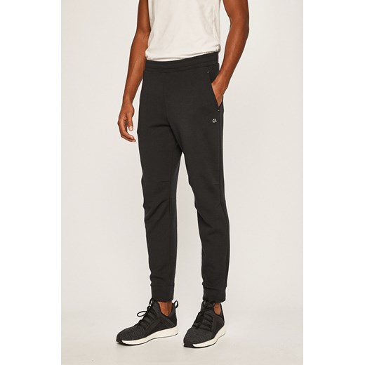 Spodnie sportowe czarne Calvin Klein 