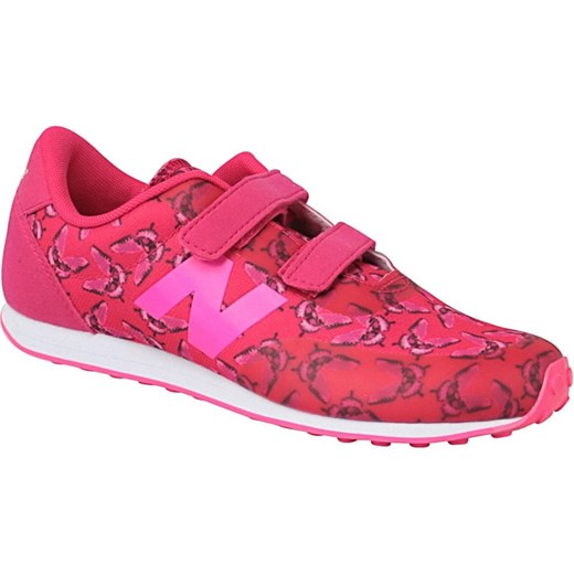 Różowe buty sportowe dziecięce New Balance na wiosnę 