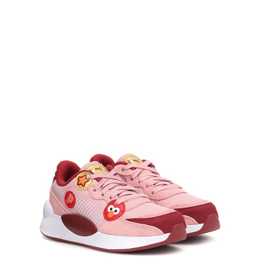 Różowe buty sportowe dziecięce Puma na wiosnę z aplikacją 