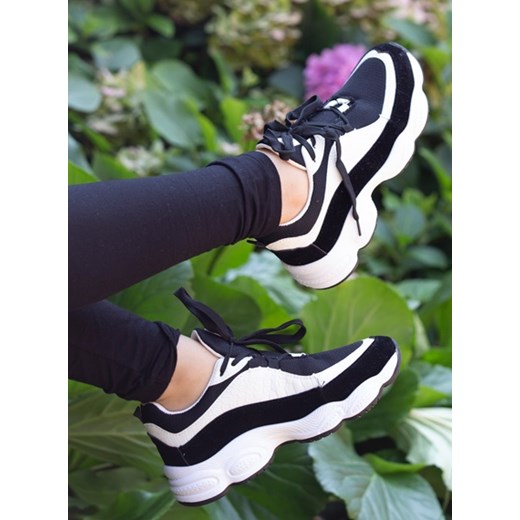 Buty sportowe damskie Elegrina młodzieżowe wiązane gładkie na platformie 