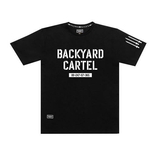 T-shirt męski czarny Backyard Cartel z krótkim rękawem z napisami 