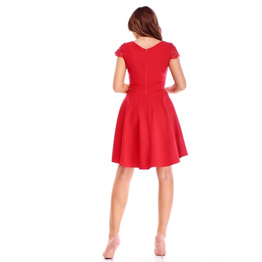 Sukienka czerwona Ptakmoda.com z dekoltem v 