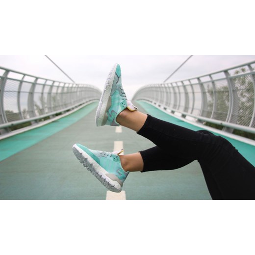 Buty sportowe damskie turkusowe Adidas dla biegaczy 