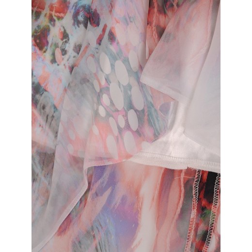 Sukienka z szyfonu, zwiewna kreacja w kwiaty 20721.