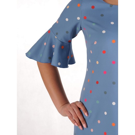 Sukienka Modbis niebieska oversize na spacer z krótkimi rękawami w grochy 