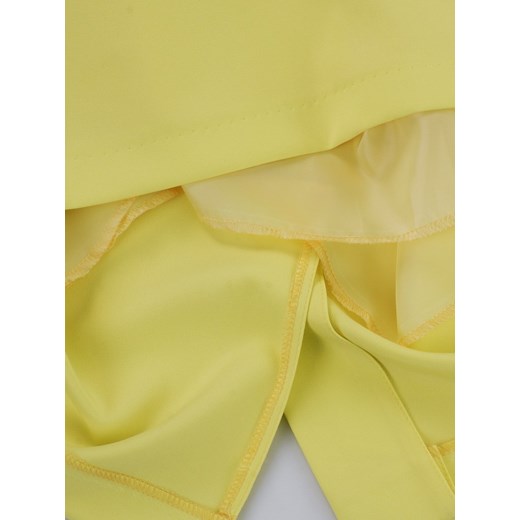 Żółta sukienka z lamówkami Ksawera IX, klasyczna kreacja na wiosnę.