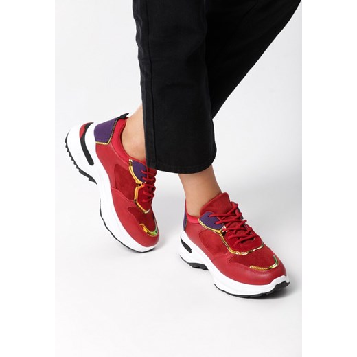 Sneakersy damskie czerwone Born2be sportowe na platformie bez wzorów sznurowane 