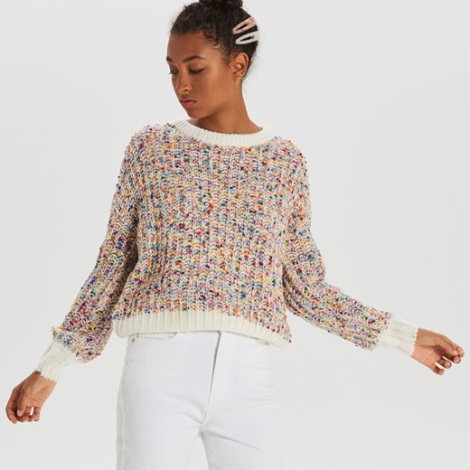 Sweter damski Cropp w abstrakcyjne wzory 