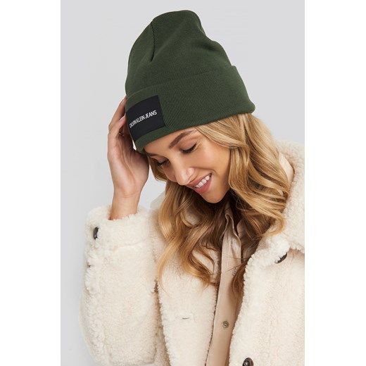 Calvin Klein czapka zimowa damska zielona 