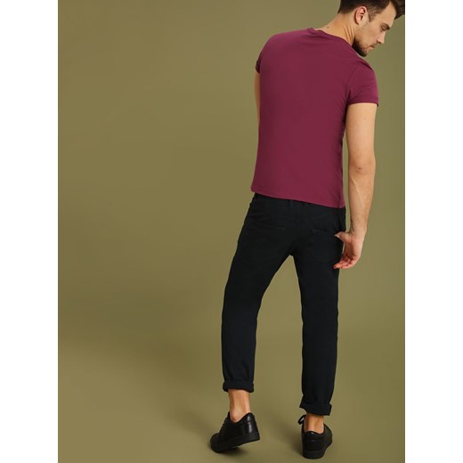 Spodnie męskie typu basic z pięcioma kieszeniami o regularnym kroju