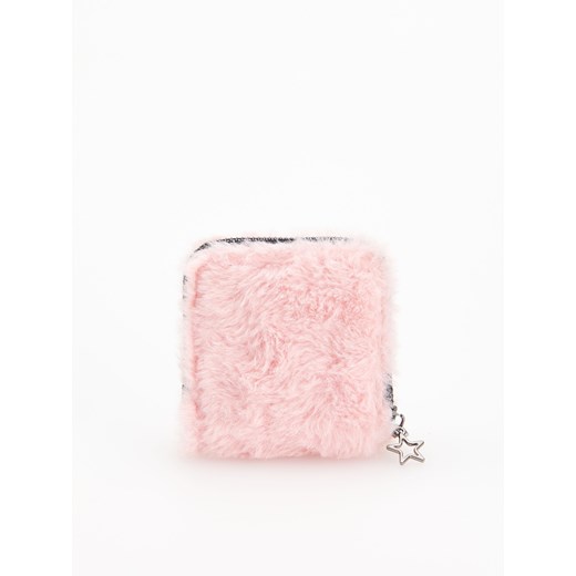 Różowy portfel damski Reserved bez wzorów 