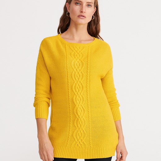 Sweter damski żółty Reserved z okrągłym dekoltem 