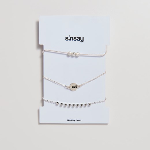 Sinsay - Zestaw bransoletek z zawieszkami - Jasny szary  Sinsay One Size 