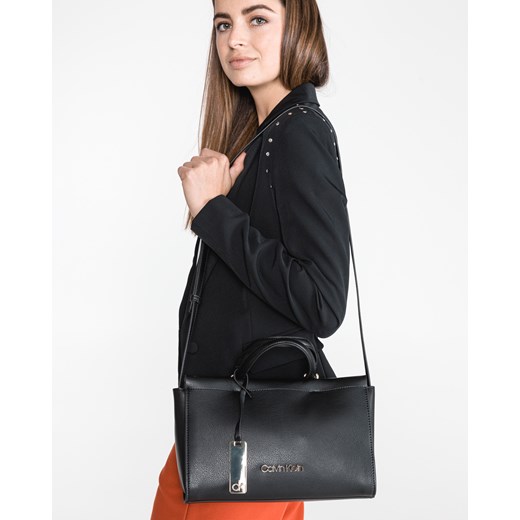 Calvin Klein shopper bag czarna z breloczkiem duża 