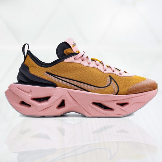 Buty sportowe damskie Nike zoom gładkie na płaskiej podeszwie sznurowane 