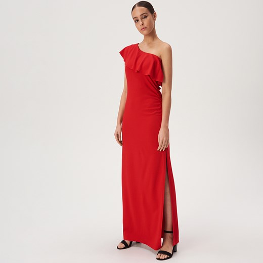 Sukienka Sinsay elegancka czerwona na karnawał asymetryczna bez wzorów 