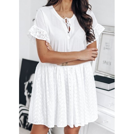 Sukienka biała z krótkim rękawem casual oversize mini z żabotem 